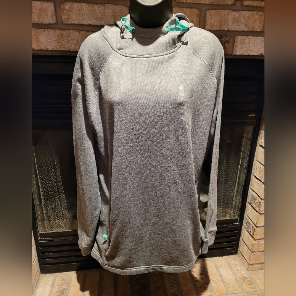 Under Armour Hooded Sweatshirt